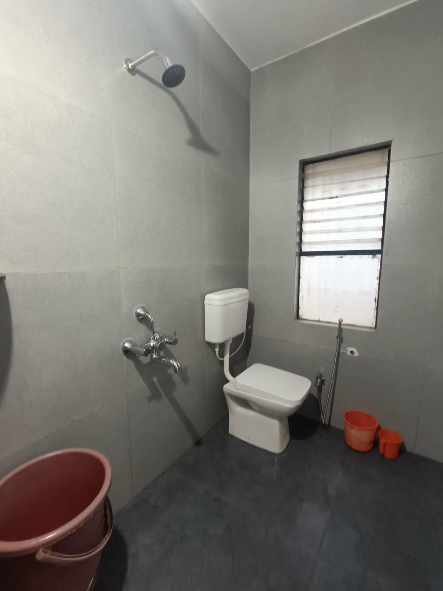 Hotel Parth Residency 戈尔哈布尔 外观 照片