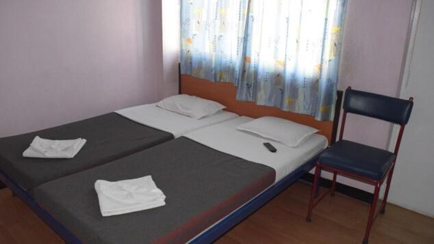 Hotel Parth Residency 戈尔哈布尔 外观 照片
